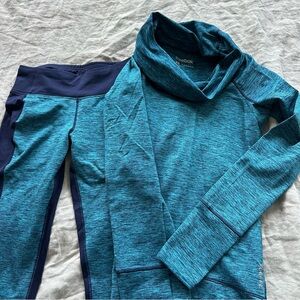 Reebok Navy and Teal Activewear SET - Size XS